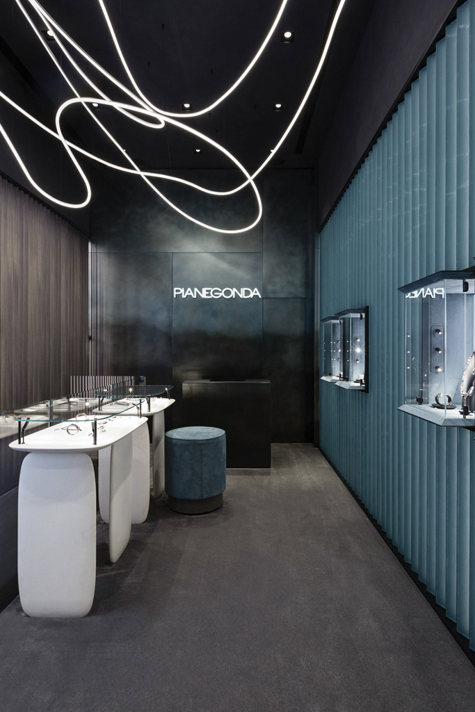 PIANEGONDA STORE